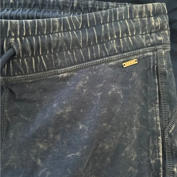 PINK Victoria's Secret Dark Blue Yoga Pants - Picture 2 of 4